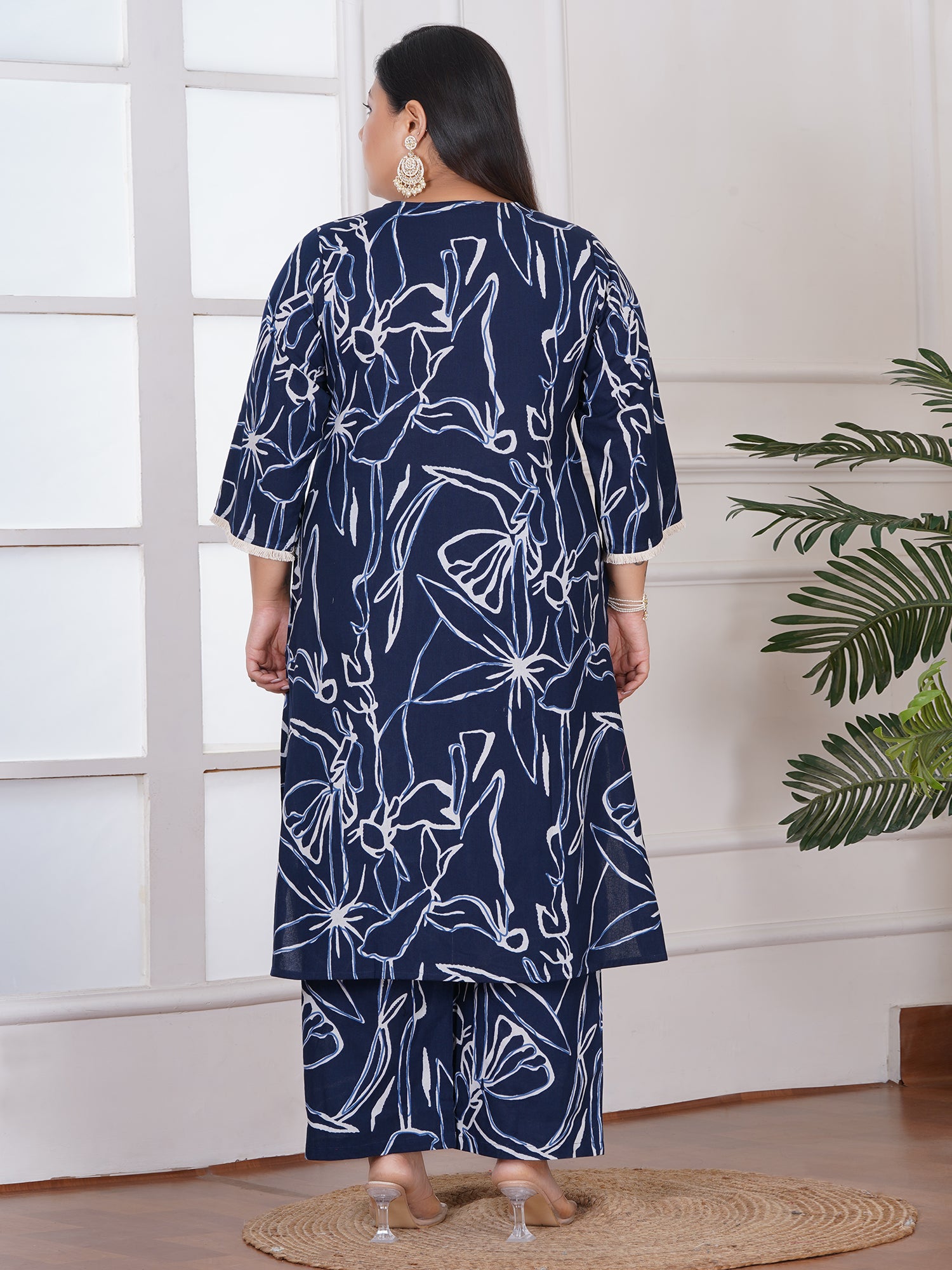Plus Size Blue Abstract Printed Cotton Kurta & Pant Set with Lace Detailing